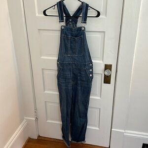 Gap overalls